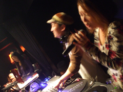 年末帰国ライブ、まとめてドン！